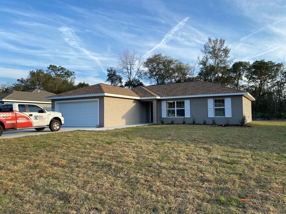 4110 SW 132nd Ln in Ocala, FL - Building Photo