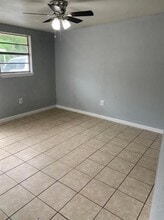 1015 Hackberry St in San Marcos, TX - Building Photo - Building Photo