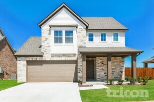 102 Bedford Cir, Unit 1104 in Saginaw, TX - Building Photo