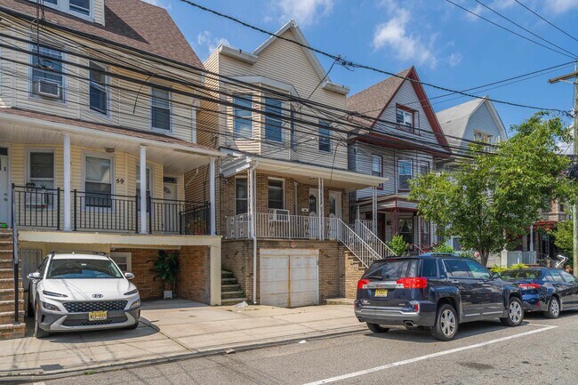property at 61 46th St