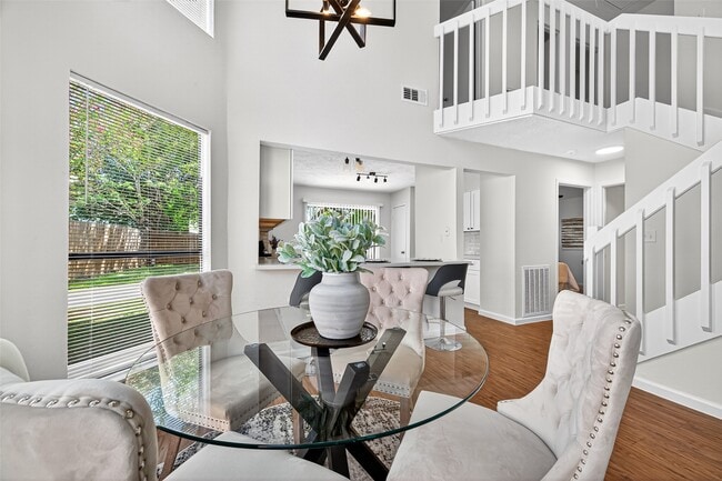 10726 Buffalo Bend Dr in Houston, TX - Building Photo - Building Photo