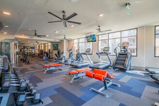 15501 N Dial Blvd in Scottsdale, AZ - Building Photo - Building Photo
