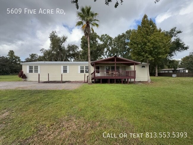5609 Five Acre Rd in Plant City, FL - Building Photo - Building Photo
