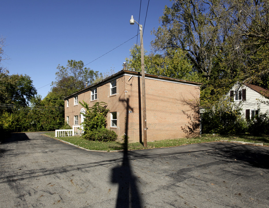 1817 Lockborne Rd in Columbus, OH - Foto de edificio