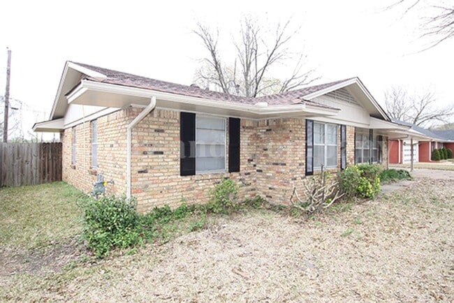 1718 Borden Dr in Memphis, TN - Building Photo - Building Photo