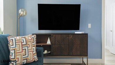 2005 11th St NW, Unit 405 in Washington, DC - Building Photo - Building Photo