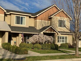 2110 N Country Vista Blvd in Liberty Lake, WA - Building Photo