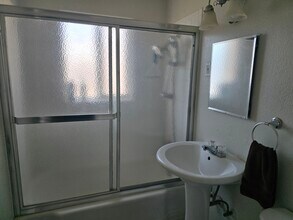 705 SE Elm St in Prineville, OR - Building Photo - Building Photo