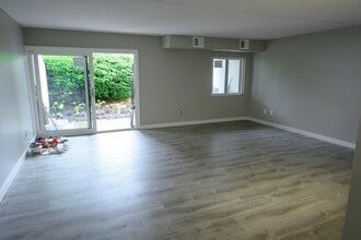 802 Stratford Dr in State College, PA - Building Photo - Building Photo