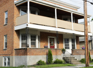 34-36 Sparkill Ave in Albany, NY - Foto de edificio - Building Photo
