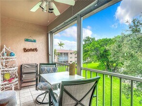 100 Forest Lakes Blvd in Naples, FL - Building Photo - Building Photo