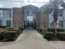 285 Moss St in Chula Vista, CA - Building Photo