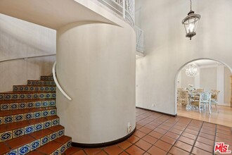 324 Marguerita Ave in Santa Monica, CA - Building Photo - Building Photo