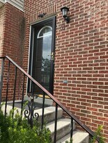63 Ashford Dr in Enola, PA - Building Photo