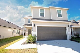 13812 Green Heron Way in Splendora, TX - Foto de edificio - Building Photo