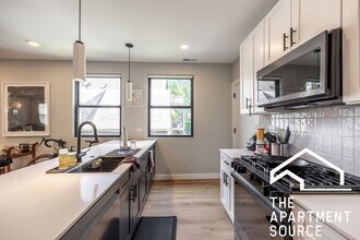 2412 W Belden Ave in Chicago, IL - Building Photo - Building Photo