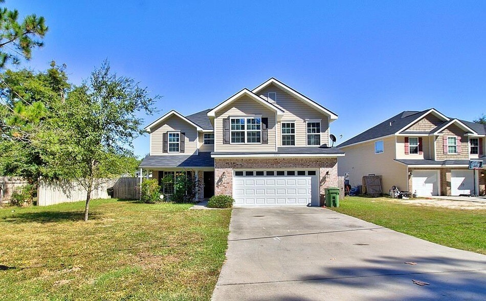 771 Live Oak Church Rd in Hinesville, GA - Building Photo