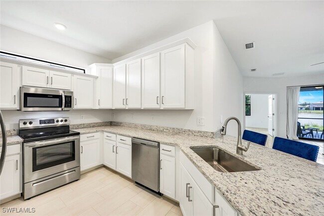 property at 14008 Hunter Oak Dr