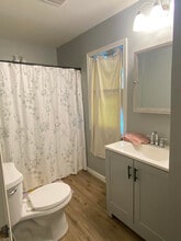 583 Clinton St in Buffalo, NY - Building Photo - Building Photo