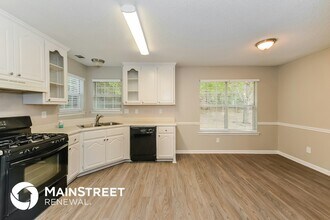 704 Fieldstream Way in Stockbridge, GA - Building Photo - Building Photo