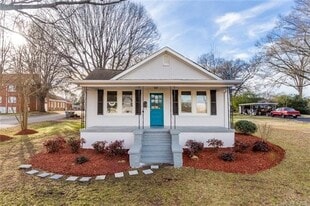 2210 Florida Ave in Kannapolis, NC - Building Photo