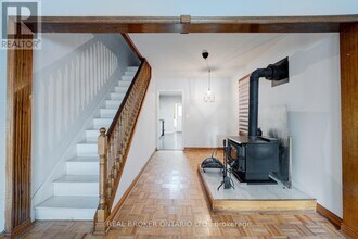 195 Islington Ave in Toronto, ON - Building Photo - Building Photo