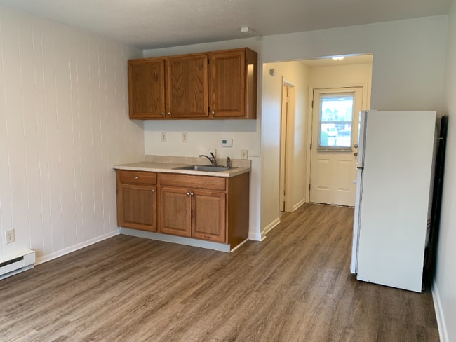 10 Belchertown Rd in Amherst, MA - Building Photo - Building Photo