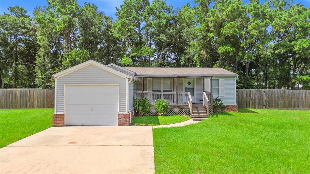 16561 Desert Star Dr in Conroe, TX - Building Photo