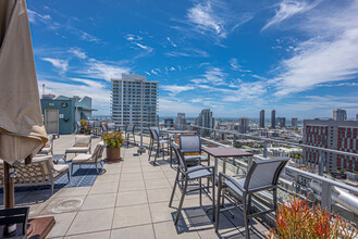 1080 Park, Unit 1502 in San Diego, CA - Building Photo - Building Photo