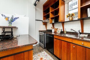 69 Walker St in Cambridge, MA - Building Photo