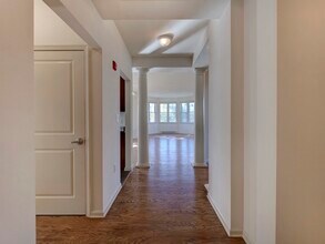 30 Freedom Way in Jersey City, NJ - Building Photo - Building Photo