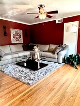 6537 E Mockingbird Ln in Dallas, TX - Building Photo - Building Photo