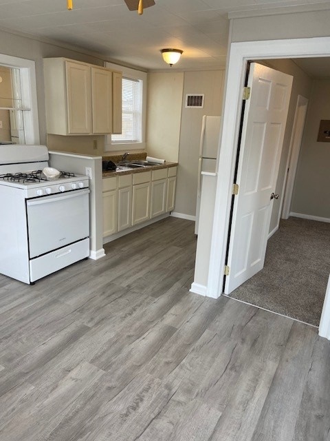 1046 Walnut St in Noblesville, IN - Building Photo - Building Photo