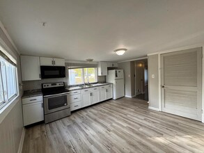 800 Clark St in Kokomo, IN - Building Photo - Building Photo