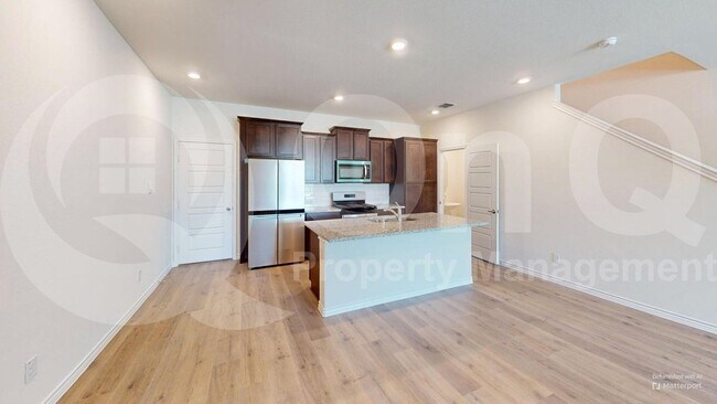 1944 Hellams Ln in Royse City, TX - Building Photo - Building Photo