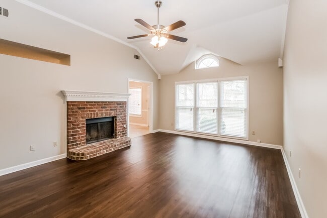 2659 Country Downs Ln in Memphis, TN - Building Photo - Building Photo