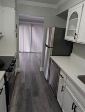 107 Kennedy Dr in Bridgeport, CT - Building Photo - Building Photo