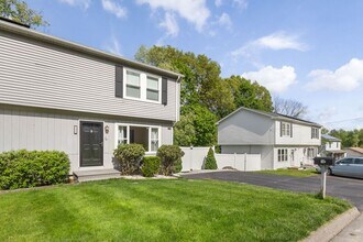 10A Paris Ave in Worcester, MA - Building Photo - Building Photo