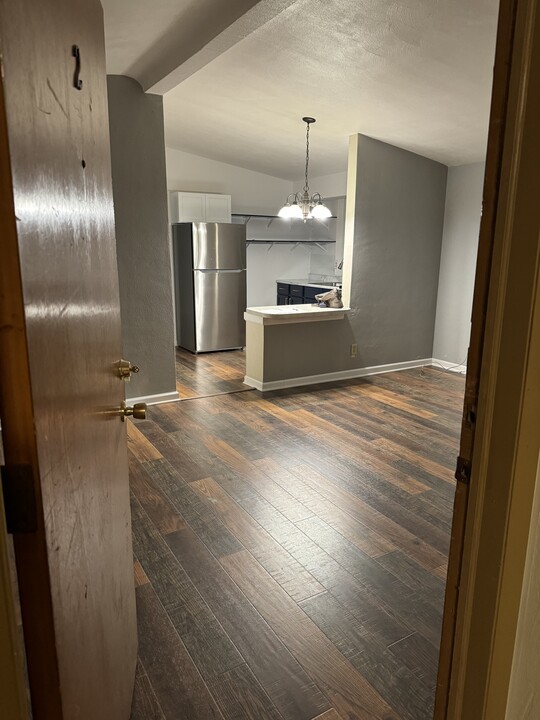 2776 E Phylbeck Ave, Unit 2 in Terre Haute, IN - Foto de edificio