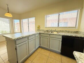 10745 W Ruth Ave in Peoria, AZ - Building Photo - Building Photo