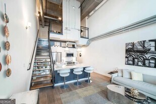 230 18th St NW in Atlanta, GA - Building Photo