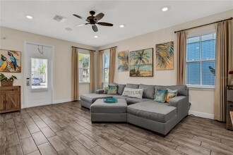 3083 Pirate Way in Kissimmee, FL - Foto de edificio - Building Photo