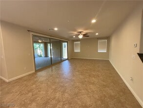 2171 Tortona St in Henderson, NV - Building Photo - Building Photo