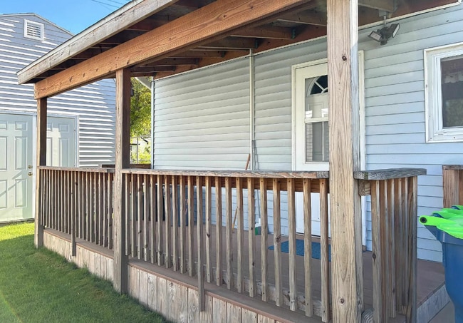 403 Polk St in Bay City, MI - Building Photo - Building Photo