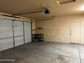 6830 E Sandhurst Dr in Prescott Valley, AZ - Foto de edificio - Building Photo
