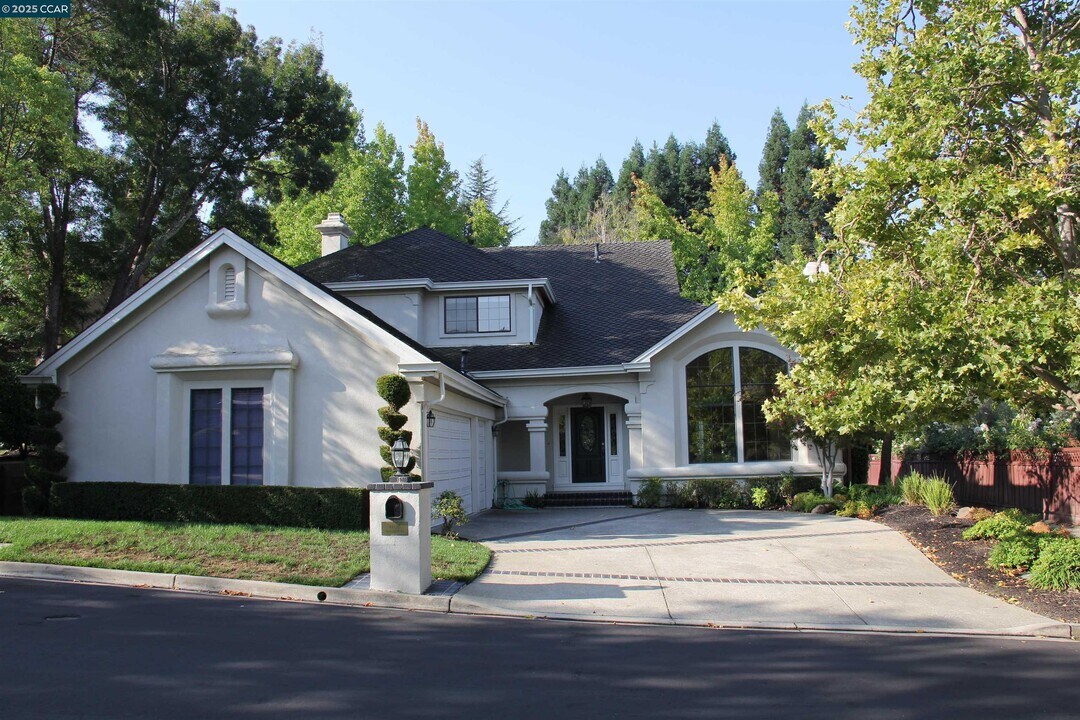 4106 Quail Run Dr in Danville, CA - Foto de edificio