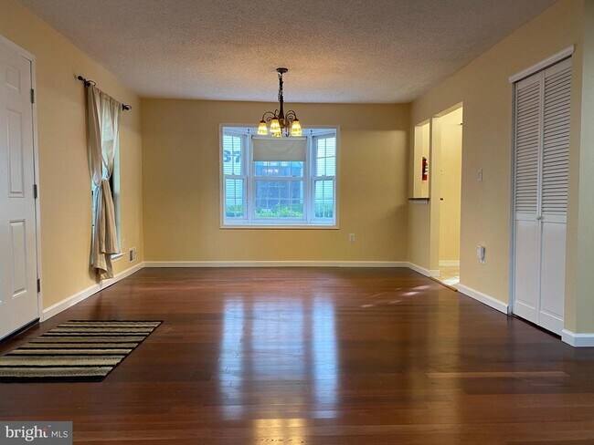 property at 64 Drewes Ct