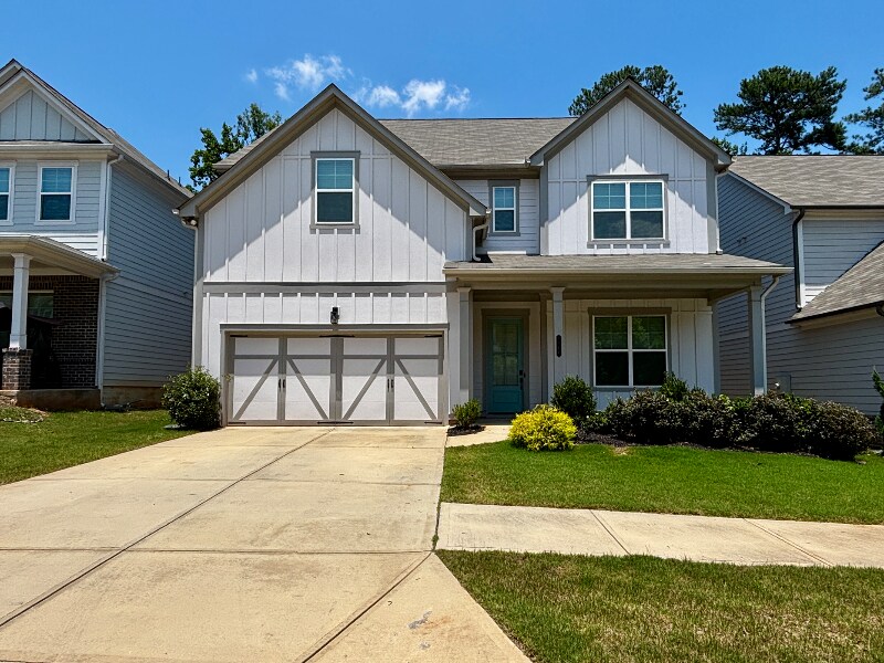 3384 Kelowna Ct in Tucker, GA - Building Photo