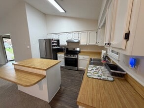 2543 Cottage Pl in Greensboro, NC - Building Photo - Building Photo