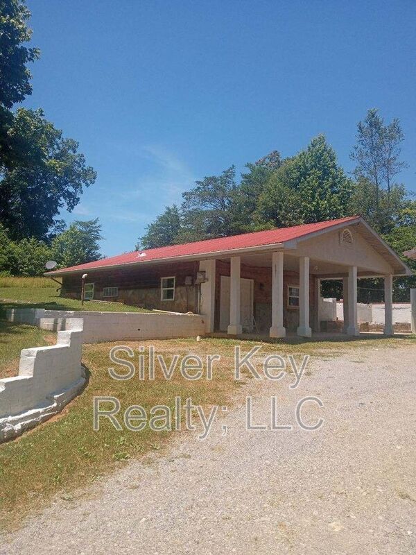 223 Lakewood Subdivision Rd in Madisonville, TN - Building Photo - Building Photo